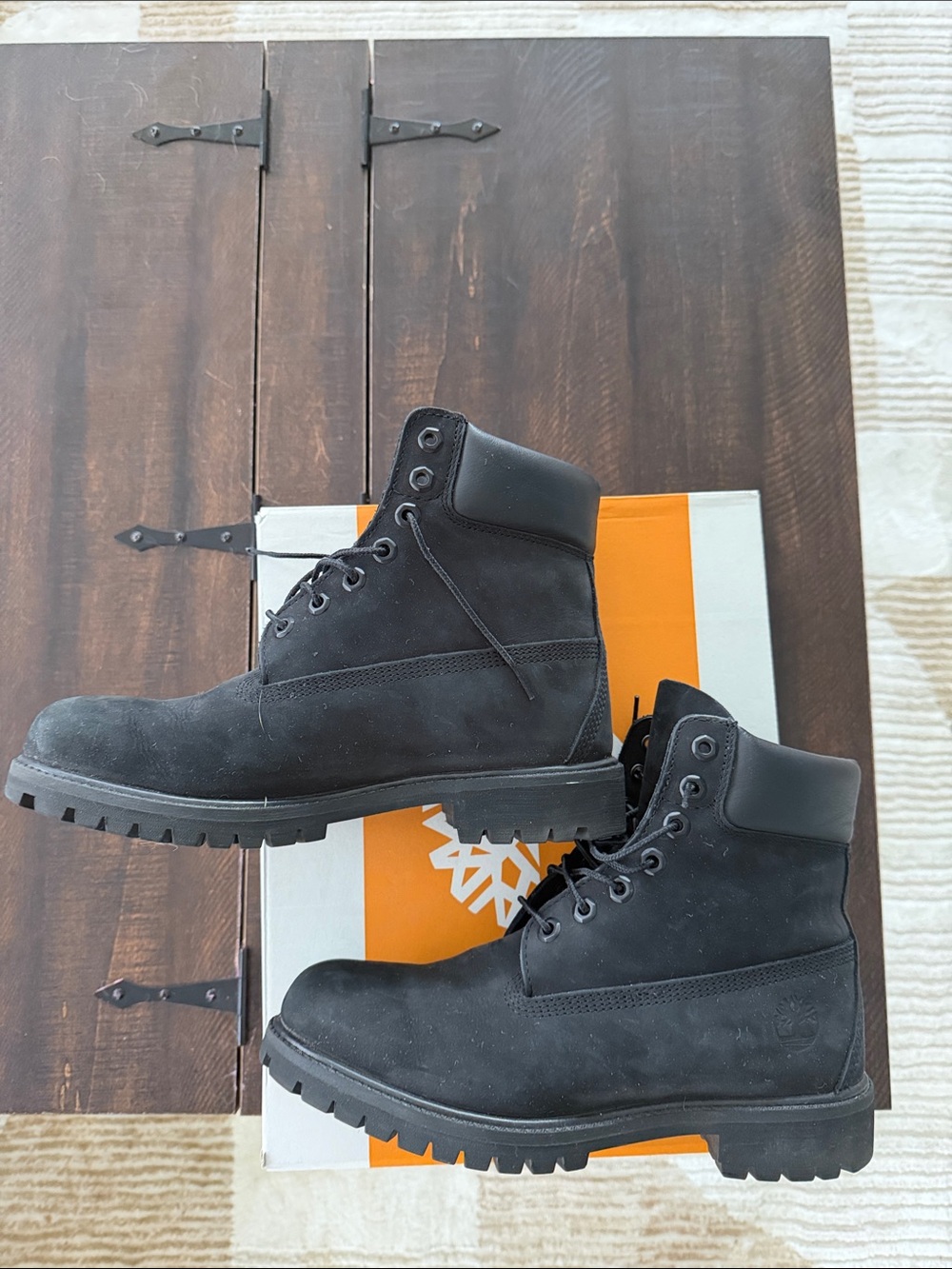 Timberland Men's Black Lace-Up Waterproof Work Boots - Picture 2 of 9